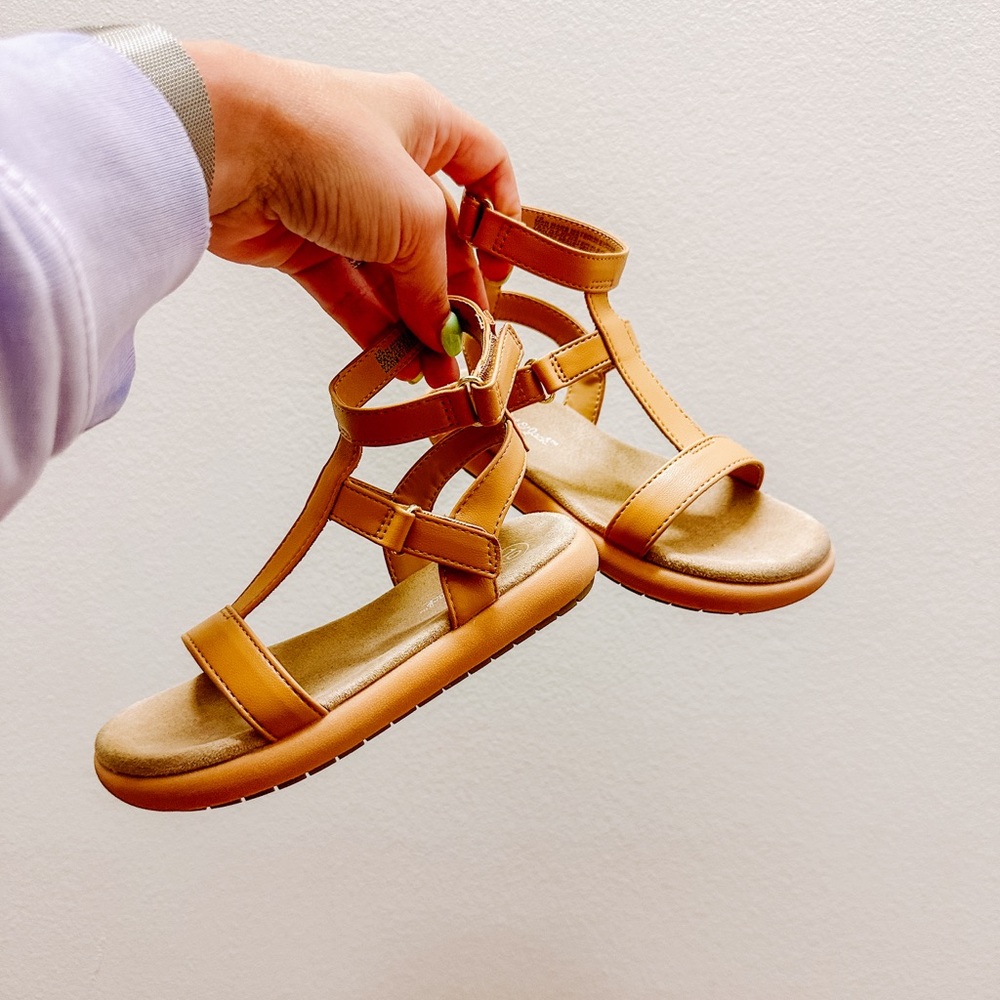 CAT & JACK |  *NEW* Toddler Lennie Gladiator Sandals (tan)